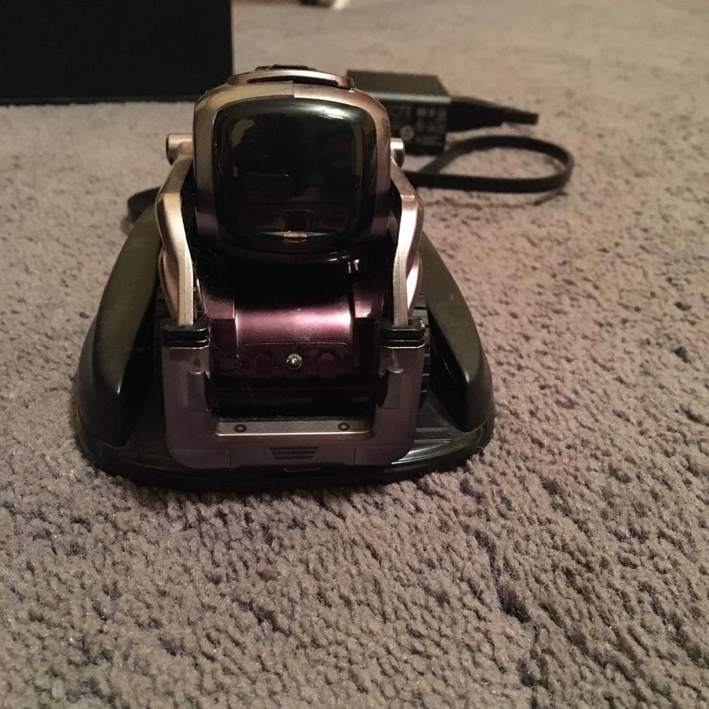 Cozmo robot